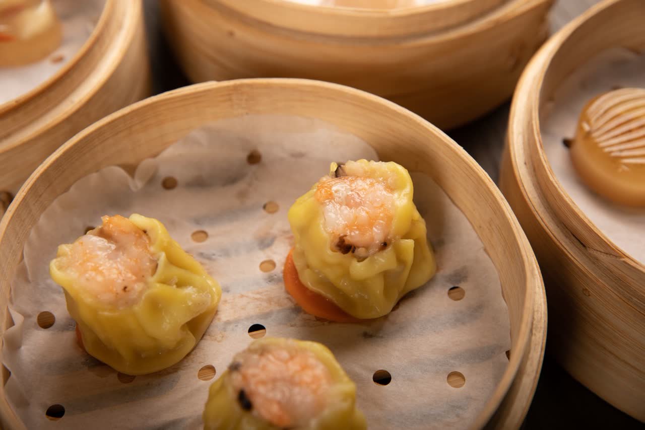 Pork siu mai in a steamer